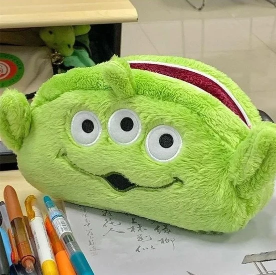 Çift Taraflı Üç Gözlü Çilekli Ayıcık Peluş Kalem Kutusu - 4