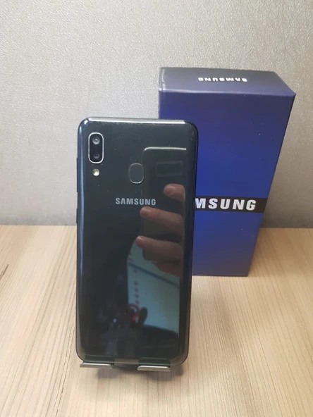 SAMSUNG GALAXY A20 32GB SİYAH KUTULU FATURALI GARANTİLİDİR