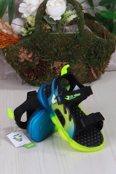 Vicco 332.P25Y.256 Jack Siyah Rahat Esnek Işıklı Erkek Çocuk Sandalet ürün görseli