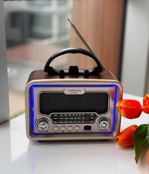 Rt758 nostaljik radyo