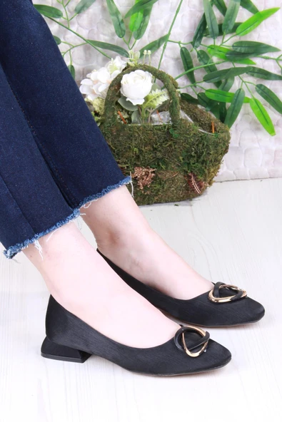 Fort 2343304 Merry Saten Toka Detaylı Alçak Topuk Kadın Ayakkabı ürün görseli