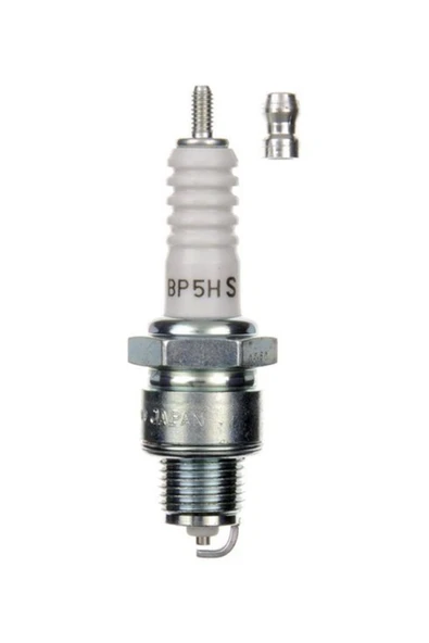 NGK Bp5hs Buji 4 Adet Kısa Paso R12 1.3 75-80 Clıo 1.8 91-98 Lgn 1.8-2.0 95-01 Mgn 2.0i 99-03 Uyumlu