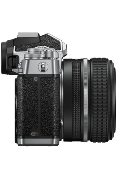 Nikon Z FC + 28mm Lens Aynasız Fotoğraf Makinesi ( KARFO KARACASULU GARANTİLİ )