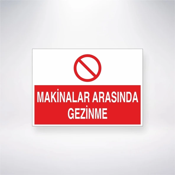 Makinalar Arasında Gezinme Sticker 20X28 Cm