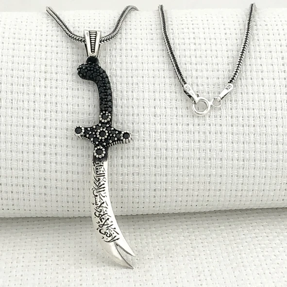 925 Ayar Gümüş La Feta İlla Ali La Seyfe İlla Yazılı Zülfikar Kolye ürün görseli