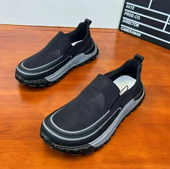 Erkek Günlük Slip-On Spor Ayakkabı (Siyah)