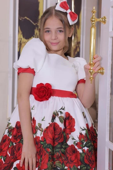 Kız Çocuk Kolları ve Beli Şerit Detaylı Karpuz Kollu Eteği Tüllü ve Gül Desenli Beyaz Elbise - Resim 2