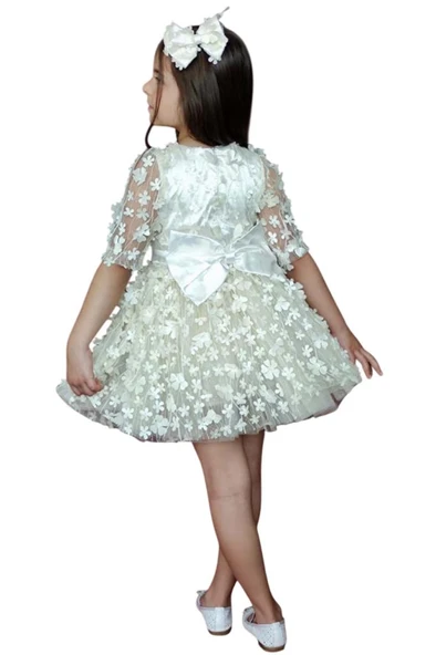 Kız Çocuk Kolları Şeffaf Tüllü ve Üzeri Papatya Motifli Beli Şerit Detaylı Krem Elbise - Resim 4