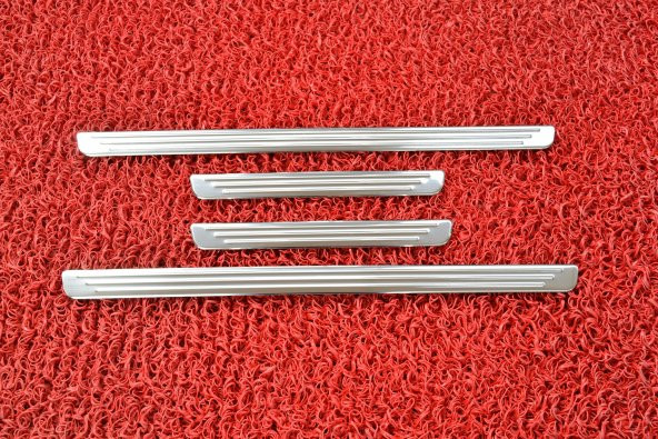 EKİCİLER VOLSWAGEN PASSAT B8 KROM KAPI EŞİĞİ 2015 SONRASI ürün görseli 1