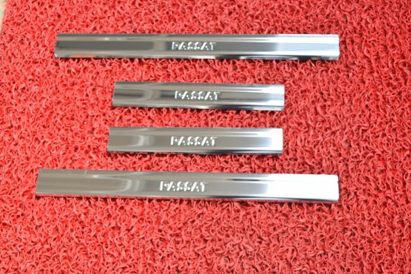 EKİCİLER VOLSWAGEN PASSAT B7 KROM İÇ KAPI EŞİĞİ 2012 SONRASI ürün görseli 1