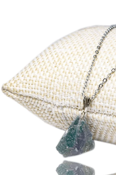 Sertifikalı Doğal Ham İşlenmemiş Florit Taşı Kolye (gümüş Aparat) Doğal Mix Renkler ürün görseli