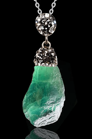 Sertifikalı Zirkon Taşlı Ham İşlenmemiş Yeşil Florit Taşı Kolye - Resim 2