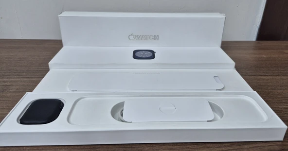Apple Watch Series 8 Gps 41MM Siyah Regular MNP53TU/A ( Teşhir Ürün ) - 2