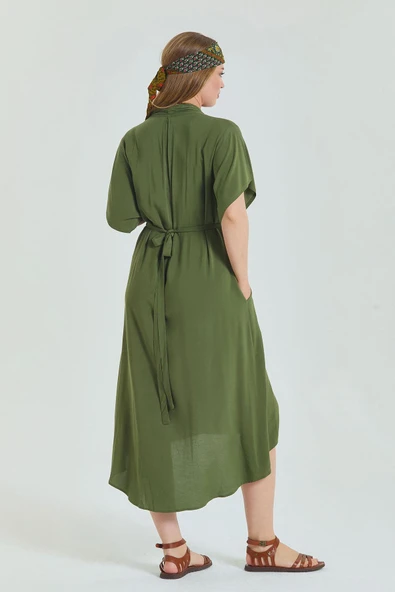 V Yaka Büzgü Detaylı Büyük Beden Elbise - 5