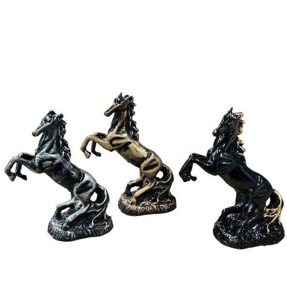 Polyester Şahlanan Küçük At 17 cm - 3