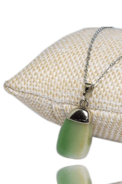 Sertifikalı Ham Işlenmemiş Doğal Aventrurin Taşı Kolye ürün görseli