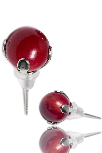 Sertifikalı Doğal Kırmızı Mercan Taşı Nokta Doğal Taş Küpe ürün görseli