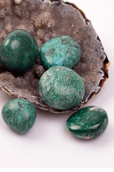 Sertifikalı Tamburlanmış Krizokol Taşı Kütle ürün görseli