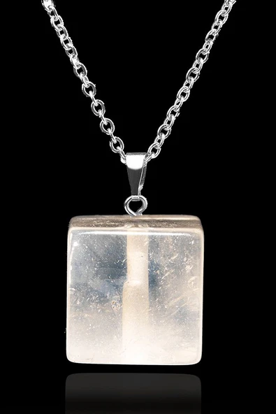 Sertifikalı Küp Model Kristal Kuvars Taşı Kolye ürün görseli