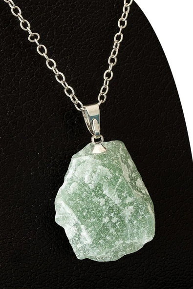 Sertifikalı A Ham Işlenmemiş Aventurin Taşı Kolye ürün görseli