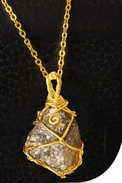 Sertifikalı Gold Tel Sargılı Ham Labradorit Taşı Kolye