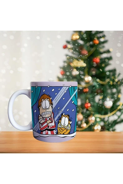 Garfield Ve Sahibi - Kar Soğuğu Porselen Kupa