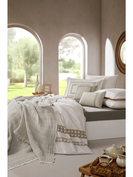 Özdilek Özel Gün Çift Kişilik Nevresim Takımı (Fotoğraf Çerçevesi Hediyeli)-Aurea Bej