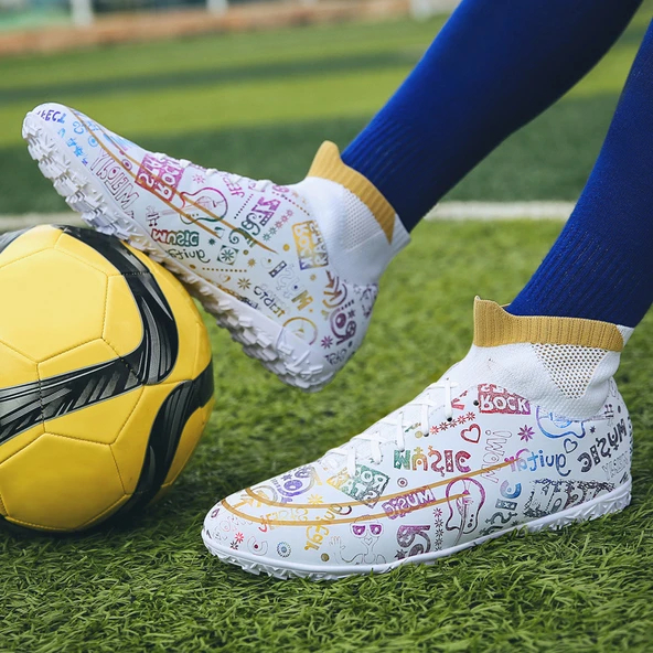 Unisex Yüksek Topuklu Kramponlu Futbol Ayakkabısı (Beyaz Çiviler)