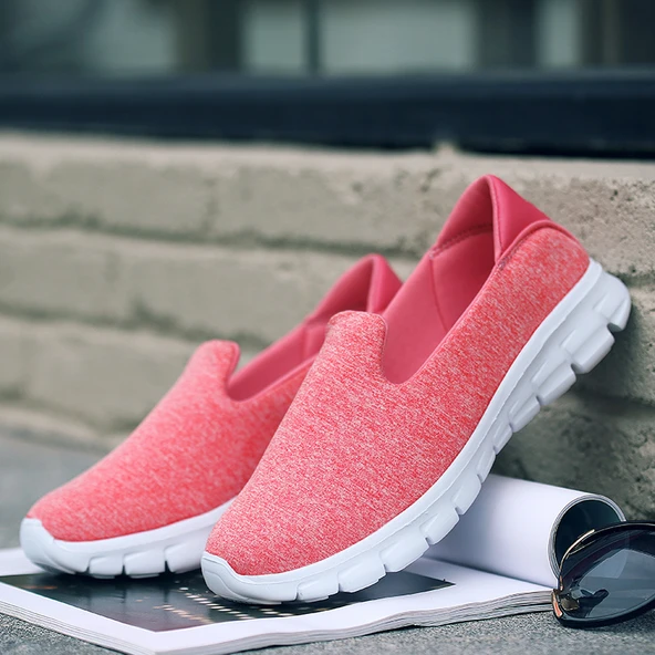 Kadın Günlük Slip-On Spor Ayakkabı (Şeftali Kırmızısı) - 9