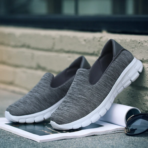 Kadın Günlük Slip-On Spor Ayakkabı (Koyu Gri)