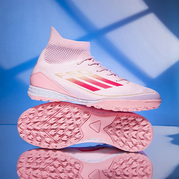 Unisex Çocuk Krampon Futbol Ayakkabısı (Pembe)