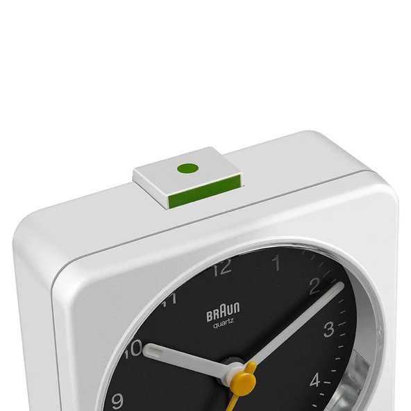 Braun BC03WB Beyaz-Siyah Klasik Seyahat Analog Alarmlı Masa Saati - Resim 4