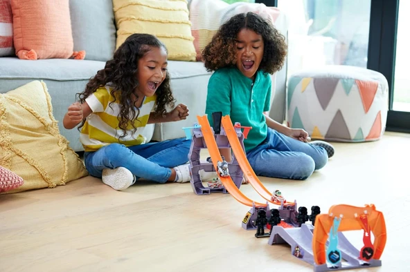 Hot Wheels Racerverse Star Wars Pist Seti - Resim 2