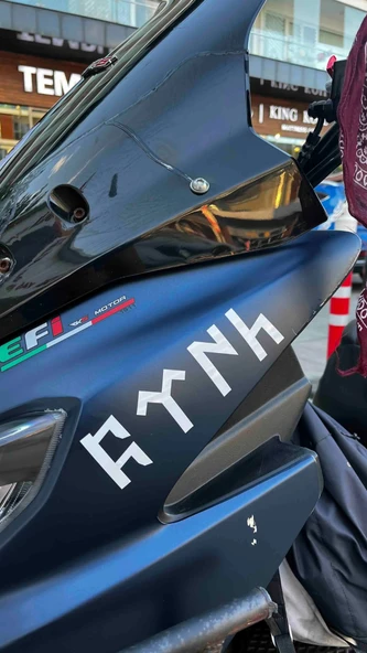 Göktürkçe Türk Araba-motosiklet Sticker 18x5cm Beyaz Renk - 2