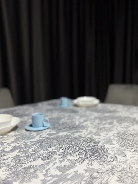 LOOM & LAUREL Jakarlı Dokuma Kumaş Masa Örtüsü Gri Ağırlıklı - 4
