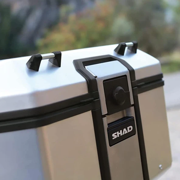 SHAD TR-48 MOTOSİKLET METAL ARKA ÇANTA TİTANYUM - 3