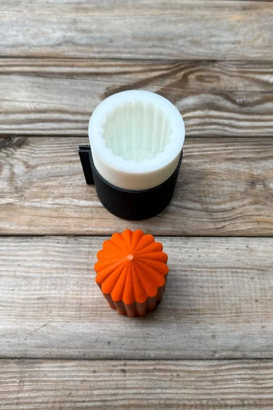 Baton Dalgalı Küçük Kasnaklı Silikon Mum Kalıbı - Resim 5