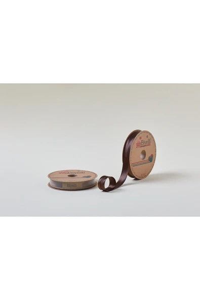 Biye Saten Katlı 084 Kahverengi 2 cm 25 Metre %100 Polyester ürün görseli