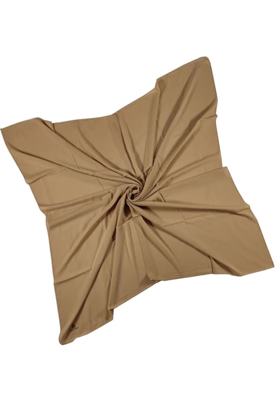 Mısırlı Eşarpları Queen Krep Düz Renk Eşarp 110x110 Cm