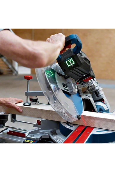 Bosch Profesyonel GCM-18V-305 GDC 2000W 305 mm Akülü Gönye Testere (Solo) - 2