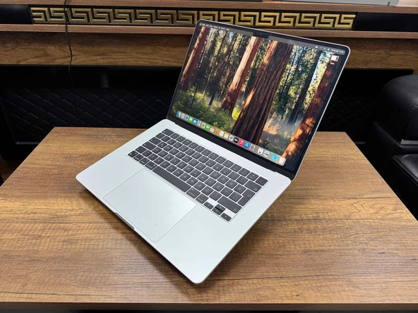 Apple MacBook Air M3 16GB RAM 512GB SSD macOS 15” QHD+ Gümüş MXD23TU/A (İKİNCİ EL) - Resim 4