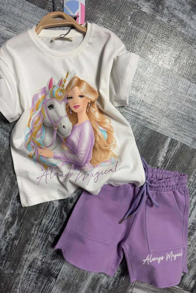 Kız Çocuk Üzeri Digital Bebek ve At Baskılı Yazı Detaylı T-shirt Lila Şortlu Takım ürün görseli