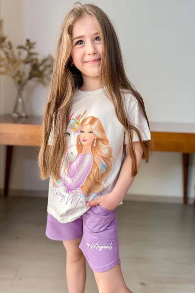 Kız Çocuk Üzeri Digital Bebek ve At Baskılı Yazı Detaylı T-shirt Lila Şortlu Takım - Resim 2