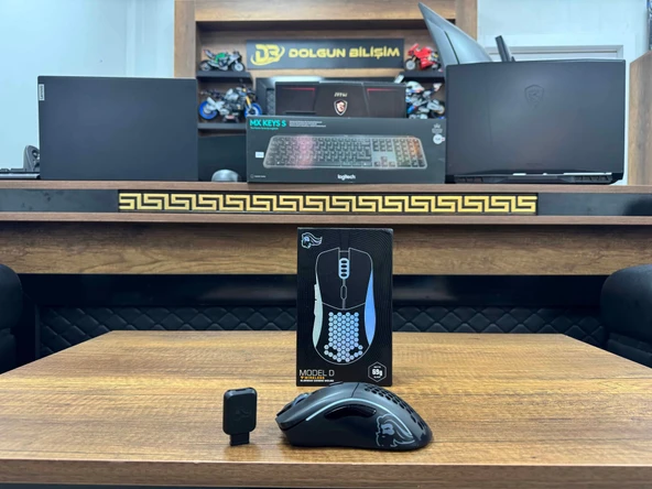 Glorious Model D RGB Şarjlı Optik Kablosuz Oyuncu Mouse GLO-MS-DW-MB (İKİNCİ EL)