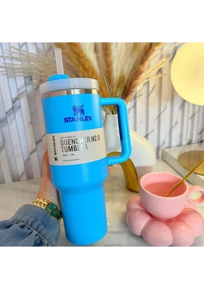Stanley Quencher Açık Pembe 1.18 lt Pipetli Termos Bardak - Açık Mavi