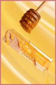 Maybelline New York Lifter Gloss Honey’d Nemlendirici Dudak Parlatıcısı - 26 Honey - 5