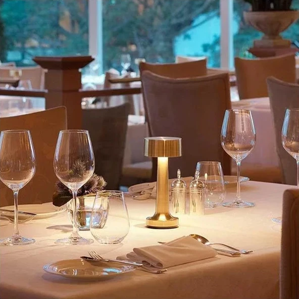 FL-8058 Meriç LED Dekoratif Şarjlı Masa üstü Lambası dokunmatik 3 farklı renk ayarı lamba Gold - 3