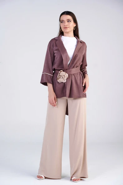 Trend Kadın Modern Tasarımı Ve Rahatlığıyla Tarzınıza Sofistike Bir Dokunuş Katıyor. - Resim 3