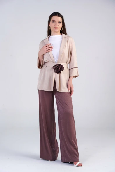 Trend Kadın Modern Tasarımı Ve Rahatlığıyla Tarzınıza Sofistike Bir Dokunuş Katıyor. - Resim 11