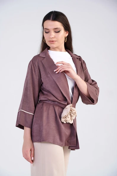 Trend Kadın Modern Tasarımı Ve Rahatlığıyla Tarzınıza Sofistike Bir Dokunuş Katıyor. - Resim 8